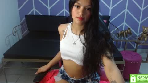 Snapshot of maddie__cute chatting on September 25, 2025, 1:37 pm Maddie Cute online show from September 25, 2025, 1:37 pm