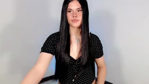 Snapshot of maddiejackson chatting on February 2, 2025, 8:19 pm Im ZY DONT FORGET TO FOLLOW ME - online show from February 2, 2025, 8:19 pm