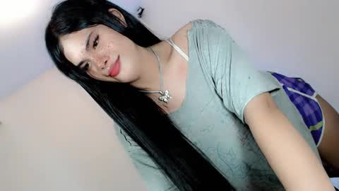 Snapshot of maddiejackson chatting on March 9, 2025, 1:48 pm Im ZY DONT FORGET TO FOLLOW ME - online show from March 9, 2025, 1:48 pm