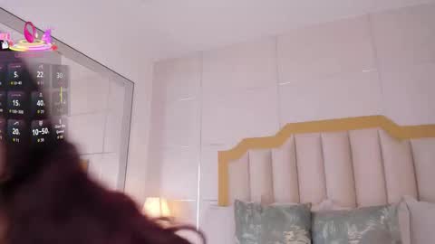 Snapshot of maddieparker chatting on October 5, 2025, 7:34 pm    online show from October 5, 2025, 7:34 pm