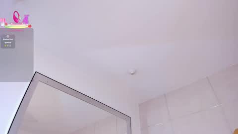 Snapshot of maddieparker chatting on October 8, 2025, 7:44 pm    online show from October 8, 2025, 7:44 pm