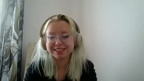 Maddie online show from August 9, 2026, 9:25 am