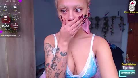 maddiie and clyde online show from December 16, 2025, 3:17 pm