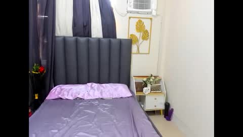 Snapshot of maddison_lore chatting on April 9, 2026, 5:07 am Maddison online show from April 9, 2026, 5:07 am