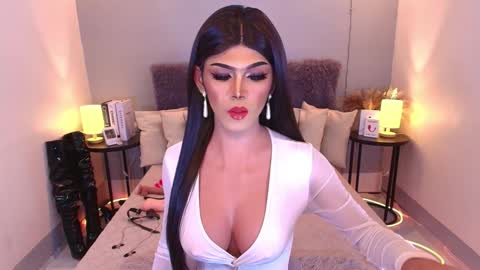 Snapshot of maddisonwil chatting on February 26, 2025, 1:00 am M A D D Y online show from February 26, 2025, 1:00 am