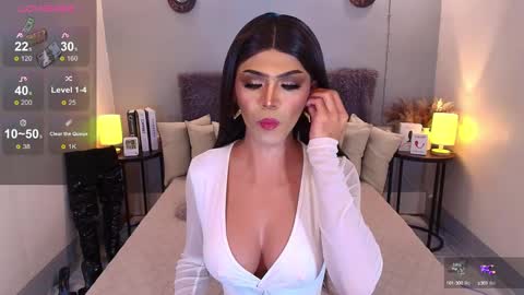 Snapshot of maddisonwil chatting on March 9, 2025, 10:19 pm M A D D Y online show from March 9, 2025, 10:19 pm