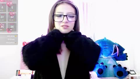Maddy UwU online show from February 21, 2025, 4:37 pm