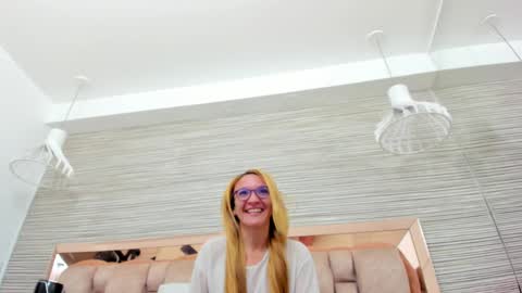 Snapshot of maddy_cartter chatting on October 1, 2025, 11:49 am maddy cartter online show from October 1, 2025, 11:49 am