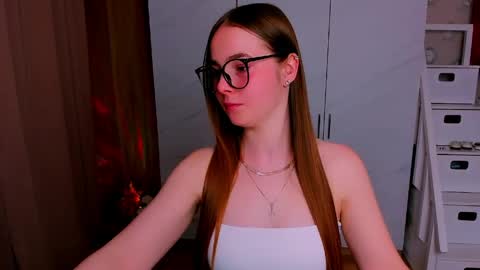 maddy_gate online show from April 28, 2026, 5:18 pm