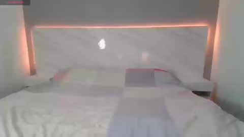 Paris online show from September 11, 2025, 4:51 pm