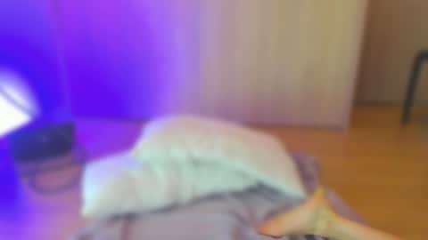Snapshot of maddy_starlight chatting on December 26, 2024, 4:21 am Maddy online show from December 26, 2024, 4:21 am