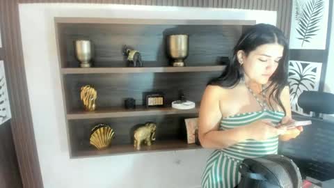 Snapshot of maddysexx_ chatting on June 6, 2026, 11:37 am Maddy online show from June 6, 2026, 11:37 am