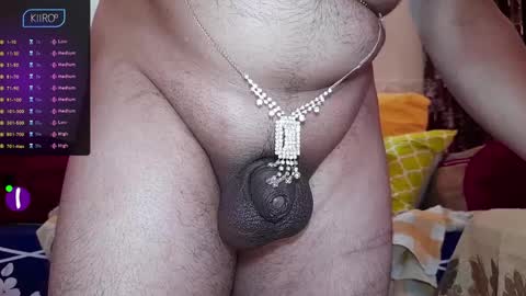 Snapshot of made4licking chatting on April 8, 2026, 9:42 am made4licking online show from April 8, 2026, 9:42 am