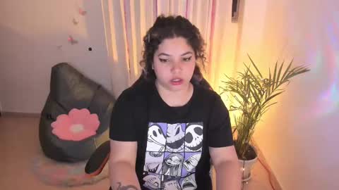 Snapshot of madelaine_taylor chatting on February 26, 2025, 10:58 am madelaine_taylor online show from February 26, 2025, 10:58 am