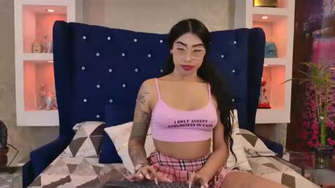 Madelene hills online show from February 19, 2026, 11:12 pm