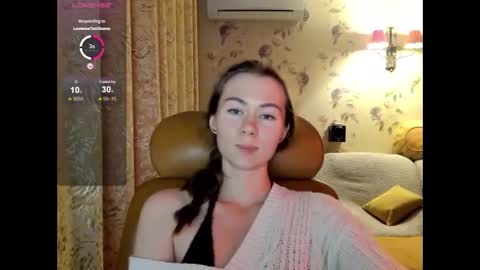 Snapshot of madeleinequincy chatting on October 11, 2025, 2:55 am madeleinequincy online show from October 11, 2025, 2:55 am