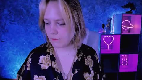 Madeline online show from March 3, 2026, 4:40 am