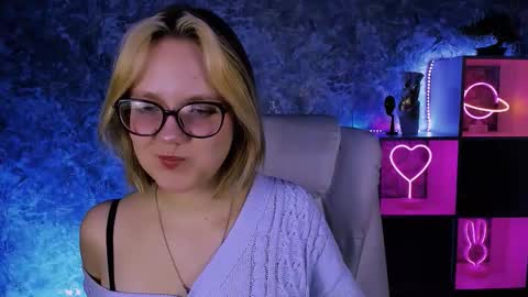 Madeline online show from March 4, 2026, 5:02 am