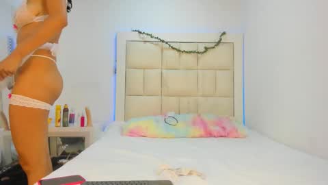 Snapshot of madeline_js chatting on October 13, 2025, 4:45 am madeline_js online show from October 13, 2025, 4:45 am