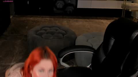 Snapshot of madelinefox_ chatting on February 18, 2026, 8:54 am Madeline online show from February 18, 2026, 8:54 am