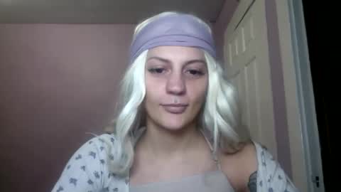 madeline online show from September 12, 2025, 11:37 pm