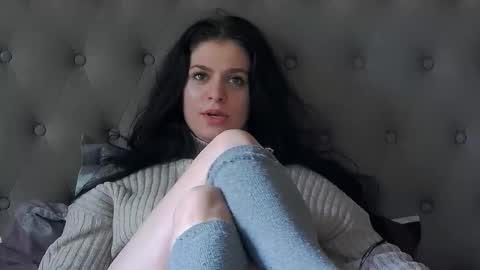 madelynvelure online show from November 22, 2025, 12:26 pm