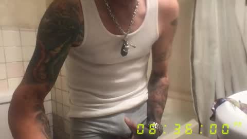 madeyoulook818 online show from March 2, 2026, 2:36 am