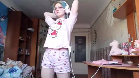 Alice Kaneki online show from February 11, 2026, 6:07 am