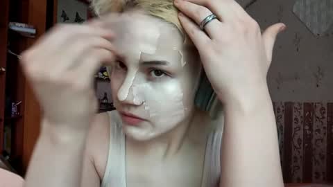 Alice Kaneki online show from March 23, 2026, 7:01 am