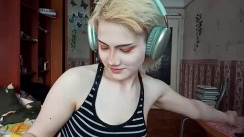 Alice Kaneki online show from March 24, 2026, 7:13 am