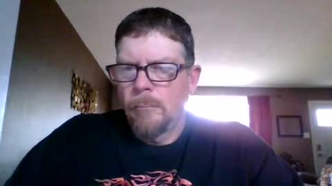 Snapshot of madhatter72 chatting on October 30, 2025, 3:57 pm Madhatter72 online show from October 30, 2025, 3:57 pm