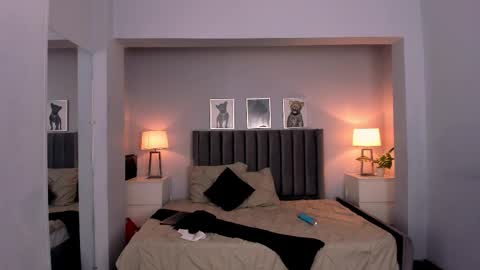 Snapshot of madie_collins7 chatting on September 22, 2025, 11:45 am Madie online show from September 22, 2025, 11:45 am