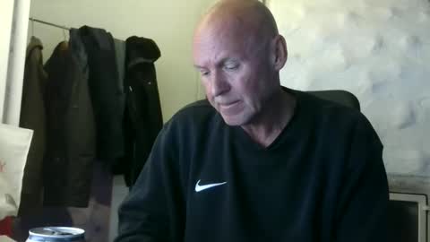 Snapshot of madio1187940 chatting on October 17, 2025, 4:31 pm madio1187940 online show from October 17, 2025, 4:31 pm