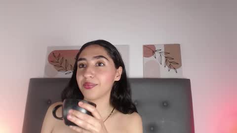 Madelein online show from March 11, 2026, 3:23 am