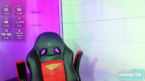 madiso_santiel online show from January 9, 2026, 7:15 pm