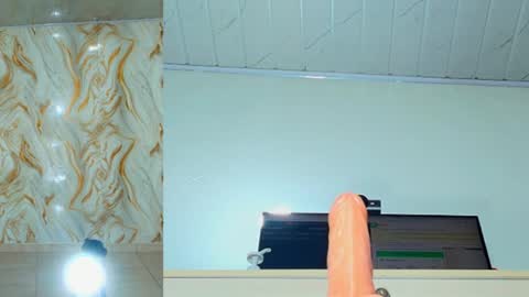 madison_funny online show from June 9, 2026, 6:52 pm