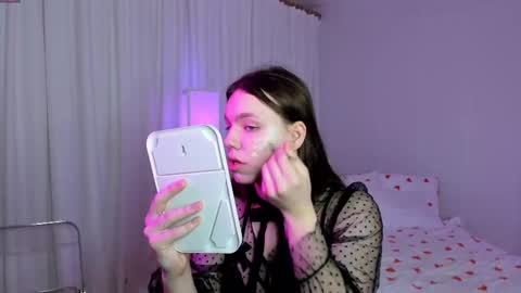 Snapshot of madison_mongomeri chatting on December 20, 2025, 2:51 am Medison online show from December 20, 2025, 2:51 am