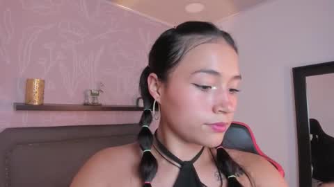 M A D I S O N online show from December 19, 2025, 7:43 pm