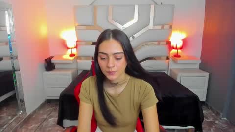 Snapshot of madisoncarzon chatting on September 23, 2025, 7:28 pm Madison Carzon online show from September 23, 2025, 7:28 pm