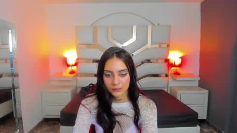 Snapshot of madisoncarzon chatting on September 26, 2025, 7:40 pm Madison Carzon online show from September 26, 2025, 7:40 pm