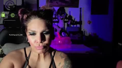 MadisonJayde online show from April 25, 2026, 5:21 am