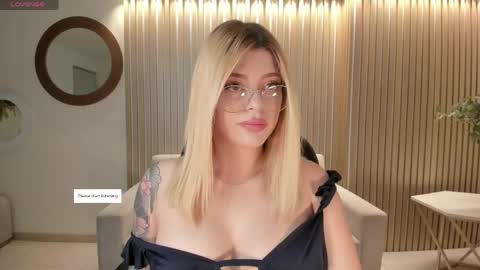 Madison Kane online show from April 24, 2026, 11:23 am
