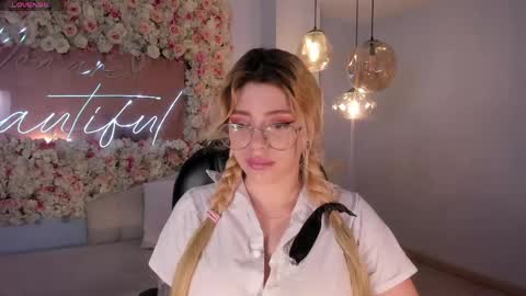 Madison Kane online show from May 6, 2026, 11:15 am