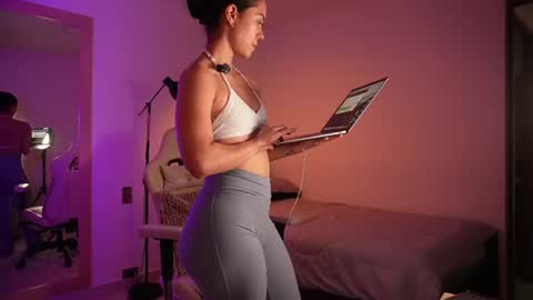 Snapshot of madisonlara chatting on June 24, 2026, 4:50 pm madisonlara online show from June 24, 2026, 4:50 pm