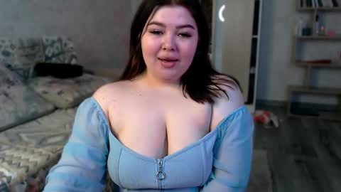 madisonmongomery online show from March 24, 2026, 12:32 pm