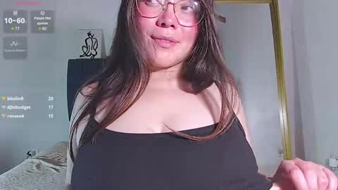 Snapshot of madisonrogers1 chatting on May 3, 2026, 8:31 am Madison Rogers online show from May 3, 2026, 8:31 am