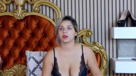 Snapshot of madisonrusso chatting on October 14, 2025, 6:14 am madisonrusso online show from October 14, 2025, 6:14 am