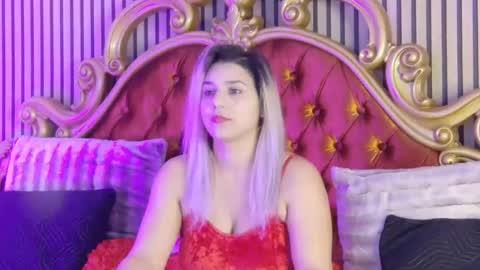 Snapshot of madisonrusso chatting on December 23, 2025, 9:07 am madisonrusso online show from December 23, 2025, 9:07 am