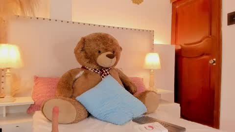Snapshot of madisson__stone chatting on June 1, 2026, 11:39 pm Madisson stone online show from June 1, 2026, 11:39 pm