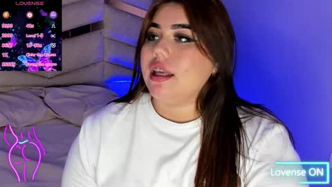 madissonlee__ online show from December 17, 2025, 9:10 pm